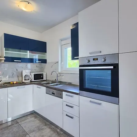 Mm וילה פודסטראנה