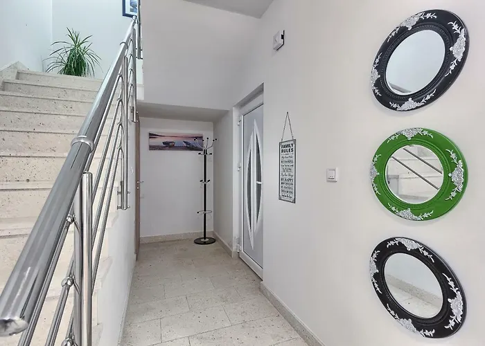 Mm Villa Podstrana