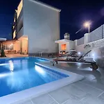 Villa Mm Podstrana